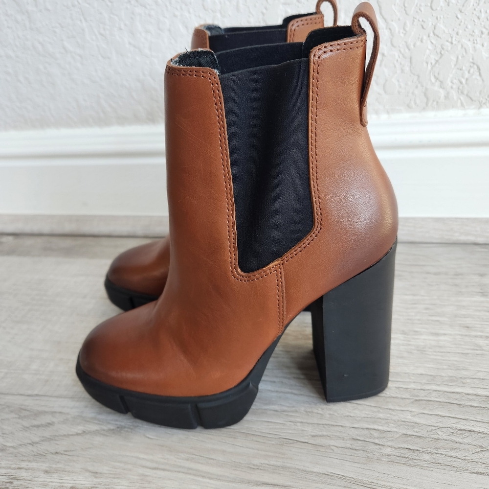 Steve Madden Revised Cognac Platform Leather Boot… - image 4